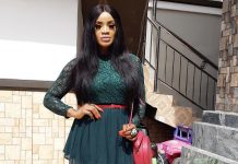 Nollywood Actress, Uche Ogbodo Displays Her Saggy Boobs Nollywood Actress, Uche Ogbodo Displays Her Saggy Boobs