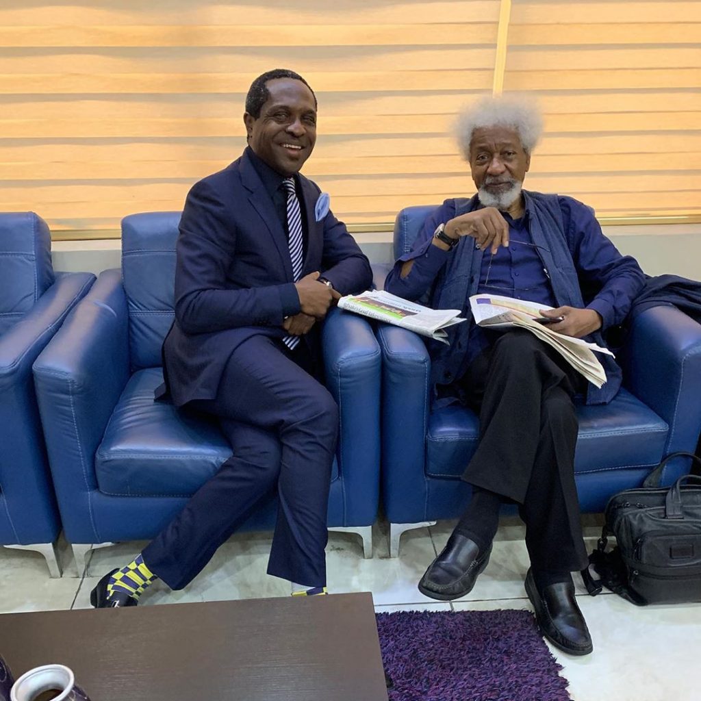 Shocking: Young Nigerian Orders Wole Soyinka Out Of His Seat - Tonye Cole Reveals