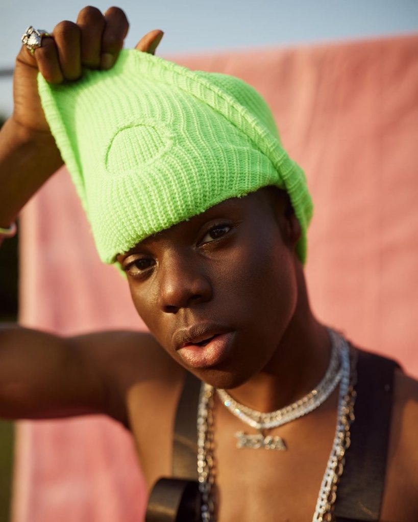 "Dumebi" Crooner, Rema Doing The Do With A Girl On Stage