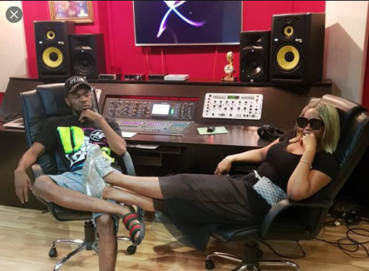 Patoranking And Yemi Alade Are Dating!!